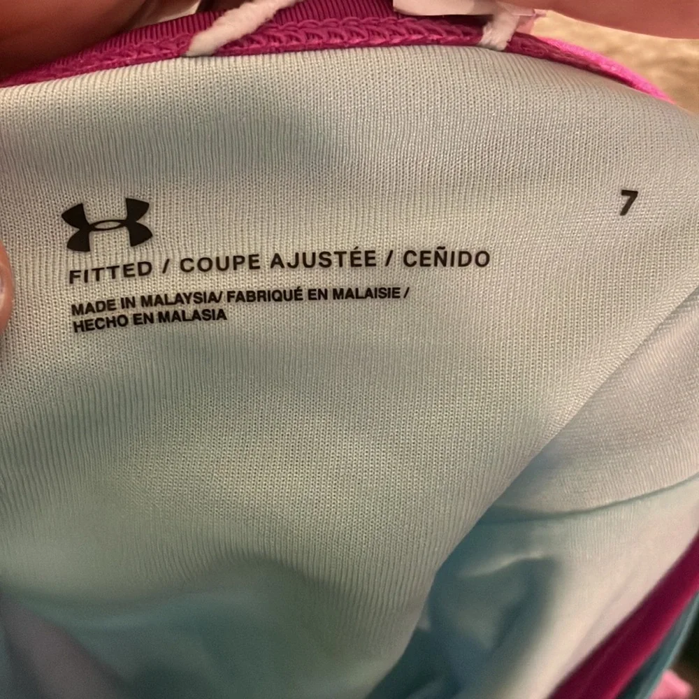 🔹4 for $30 Under Armour One Piece Swimsuit, Size 7